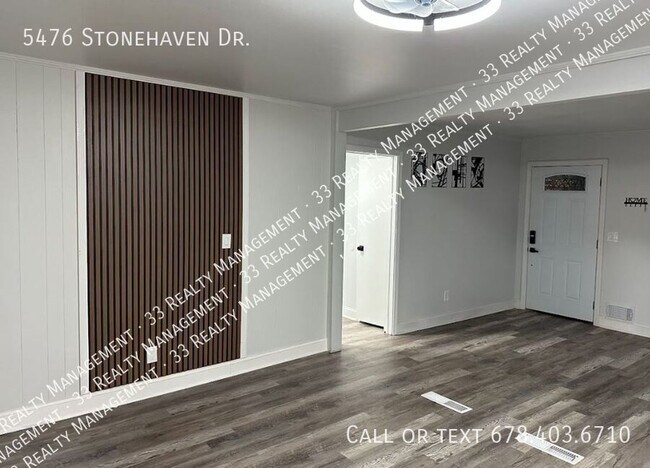 Building Photo - 5476 Stonehaven Dr