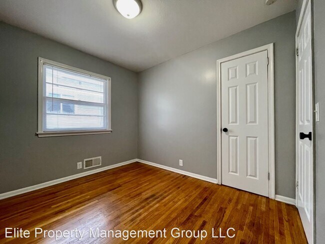 Building Photo - 3 br, 1 bath House - 3651 Main Street NE