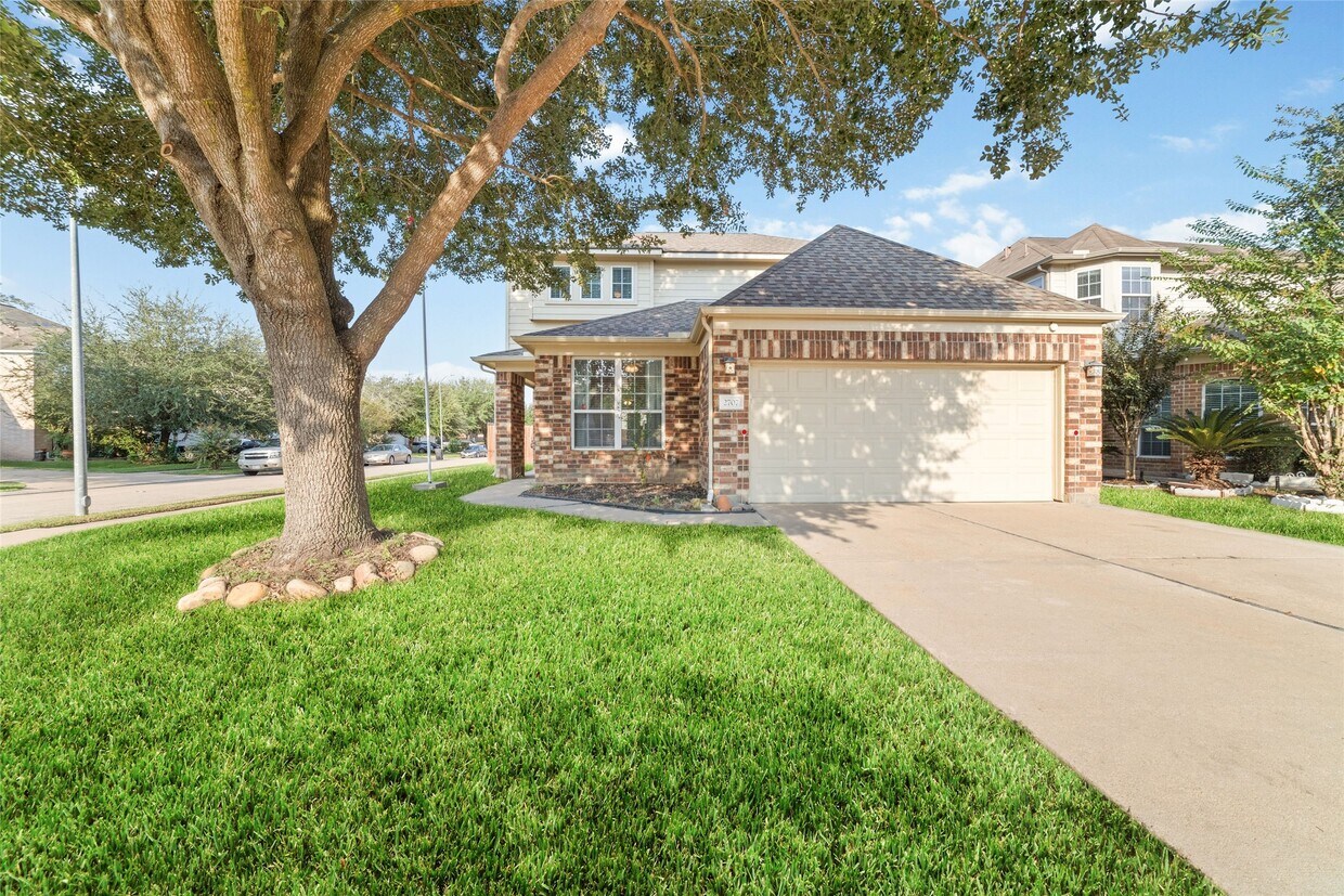 Foto principal - 2707 Youpon Lake Ct
