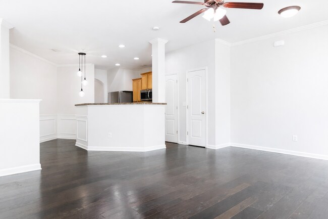 Foto del edificio - 544 Ridge View Xing