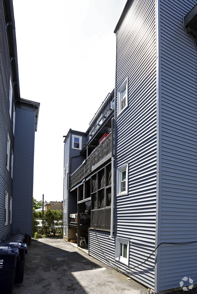 Foto del edificio - 193-195 Hampshire St