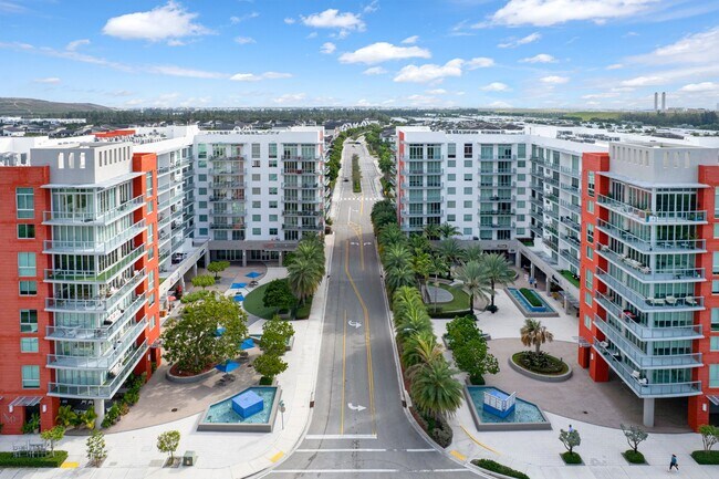 Foto del edificio - 7751 NW 107th Ave
