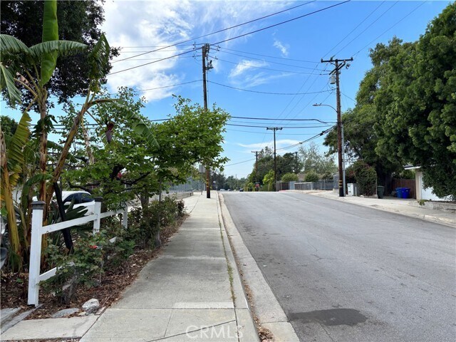 Foto del edificio - 130 E Sycamore Ave