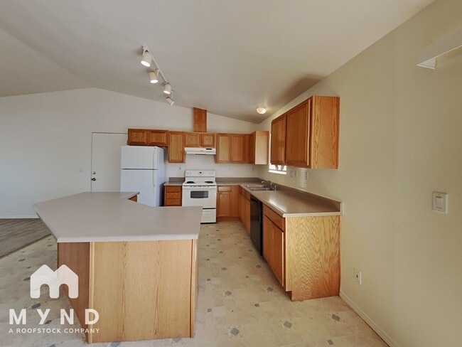 Foto del edificio - 2172 Rockin Robin Dr