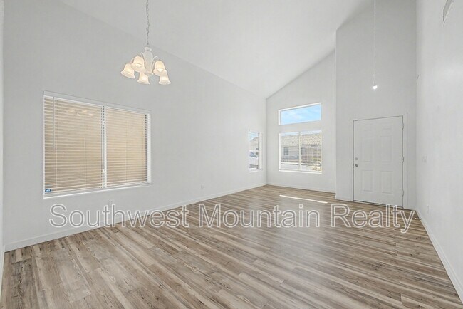 Building Photo - 33583 N Wash View Rd