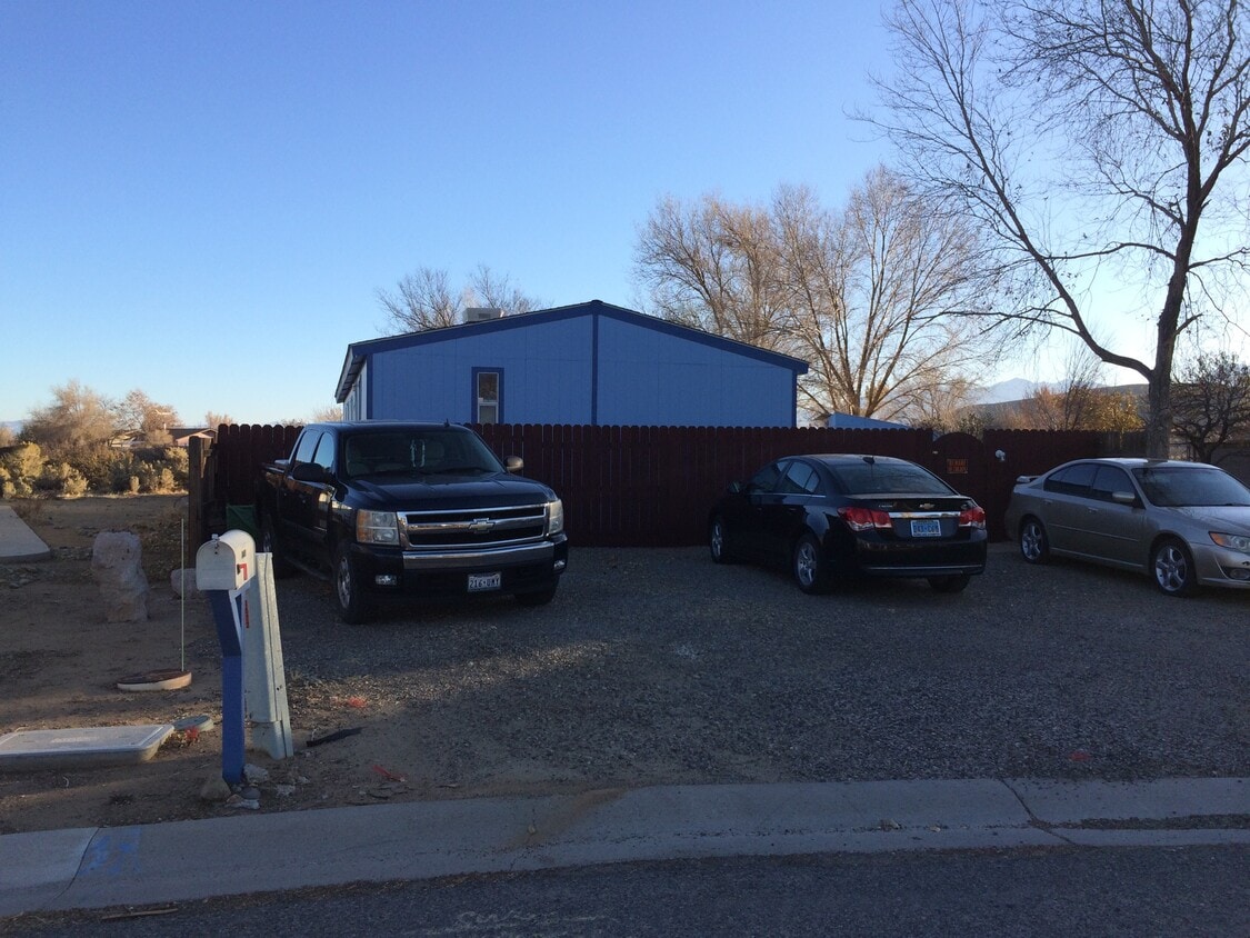 3420 Tourmaline Way, Carson City, NV 89705 House Rental in Carson