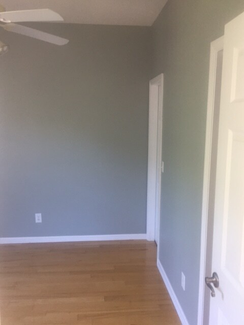 Foto del edificio - 2928 Woodland Park Dr