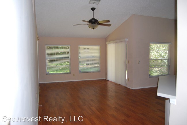 Building Photo - 8706 Triple Oaks Rd