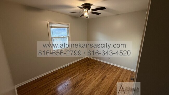 Building Photo - South KC Ranch on Cul de Sac, Finished Basement, Section 8 OK!