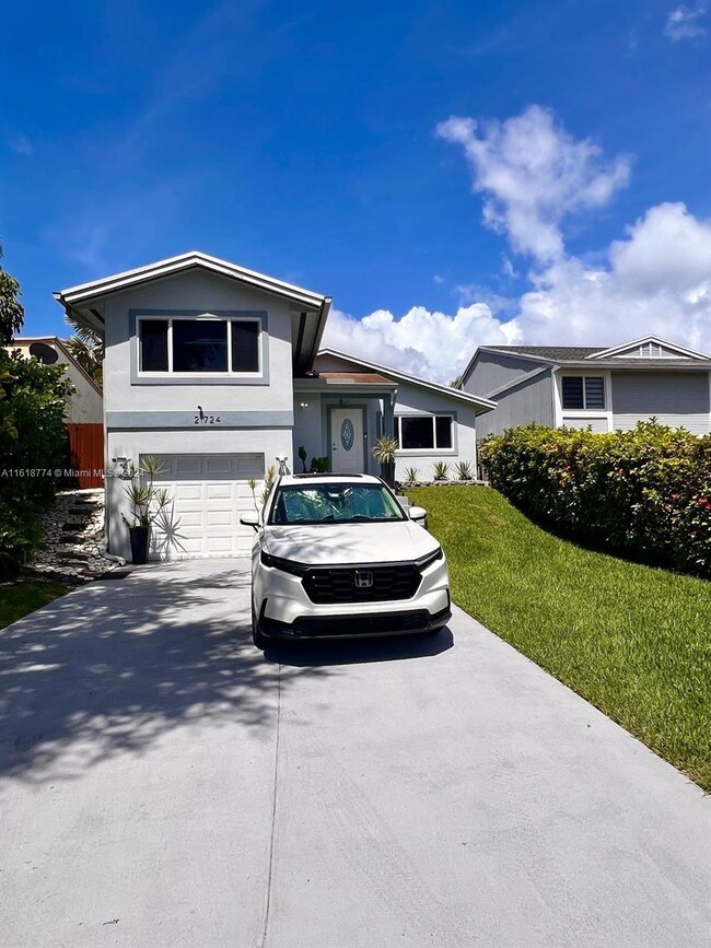 Building Photo - 21724 SW 99th Ave
