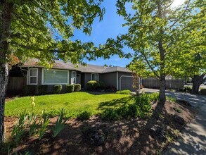 Building Photo - 2111 Garden Valley Way