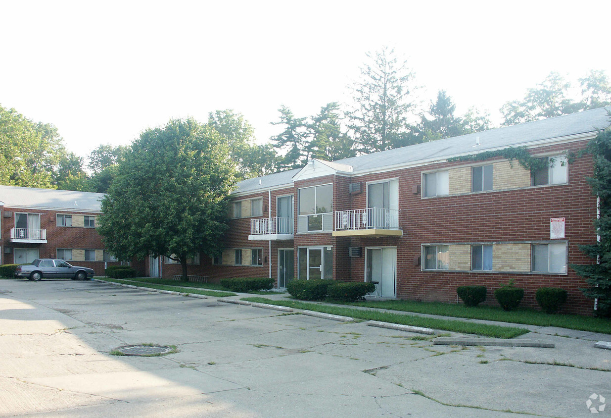 Primary Photo - Sunrise Apartment Homes