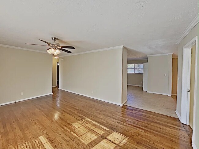 Foto del edificio - 227 Evergreen Dr SE
