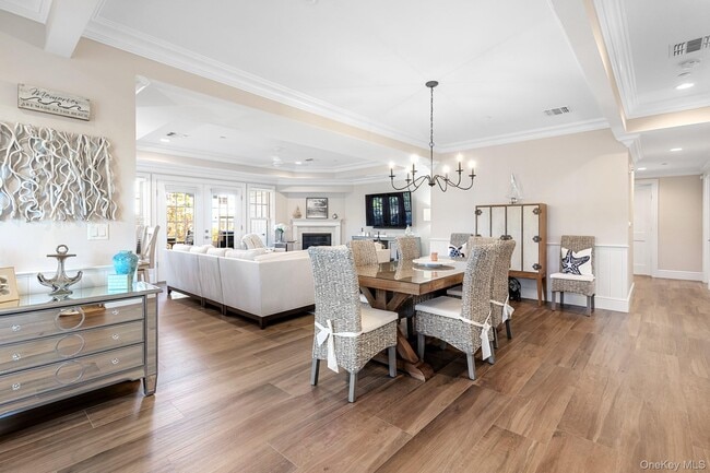 Foto del edificio - 1 Village Green Dr