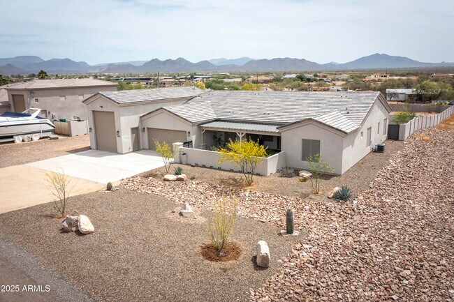Foto del edificio - 34047 N 10th St