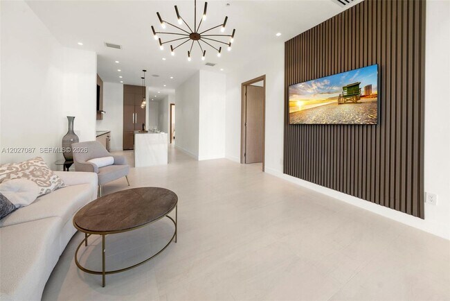 Foto del edificio - 246 NE 6th Ave