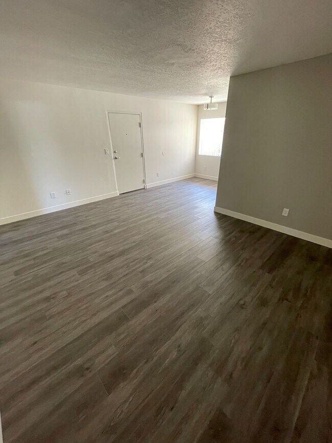 Foto del interior - 6545 Hazeltine Ave. Van Nuys, CA. 91401