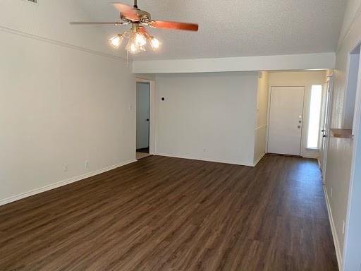 Foto del edificio - 5604 Fireside Dr