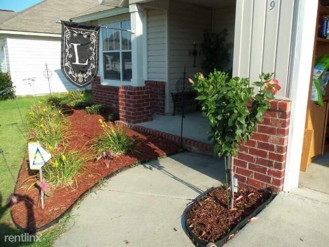 Foto del edificio - 3 br, 2 bath House - 19 South Village Lane