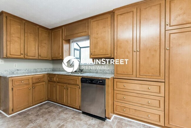 Foto del edificio - 5 Bedroom Pet-Friendly Home in Acworth, GA...