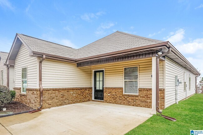 Foto del edificio - 555 Kincaid Cove Ln