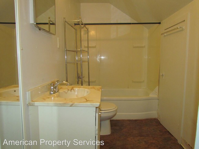 Foto del edificio - 709 Bluemont Ave