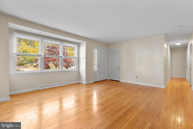 Foto del edificio - 55 Fremont Rd