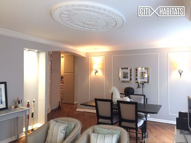 Foto del edificio - 61 E 77th St