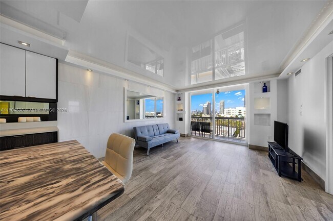 Foto del edificio - 401 Ocean Dr