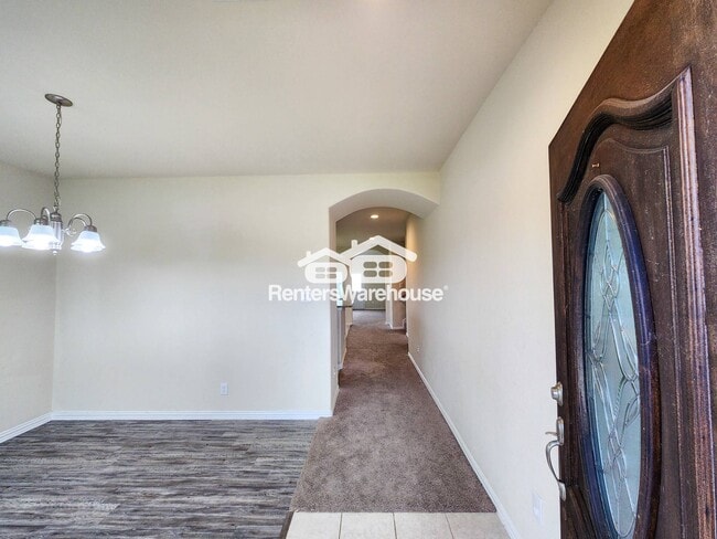 Building Photo - 2119 Del Mar Dr