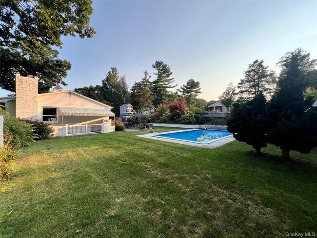 Foto del edificio - 3825 Stars Rd