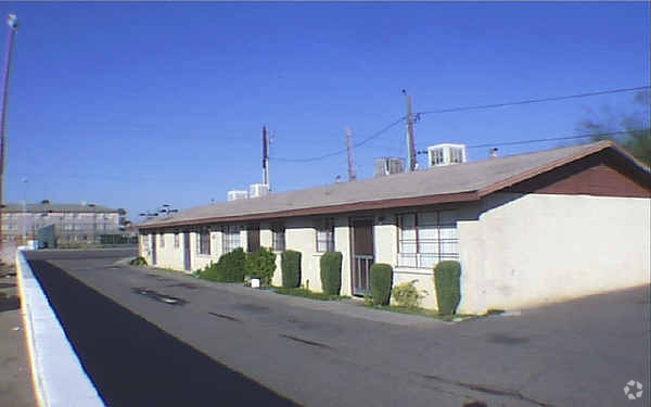 Foto principal - 1409 S Rural Rd