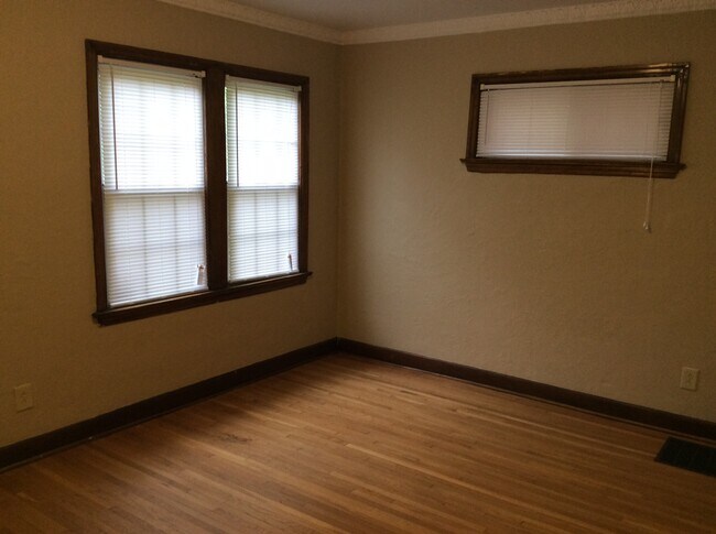 Foto del edificio - 1688 King Ave