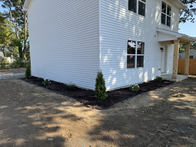 Foto del edificio - 3514 Moffat Rd