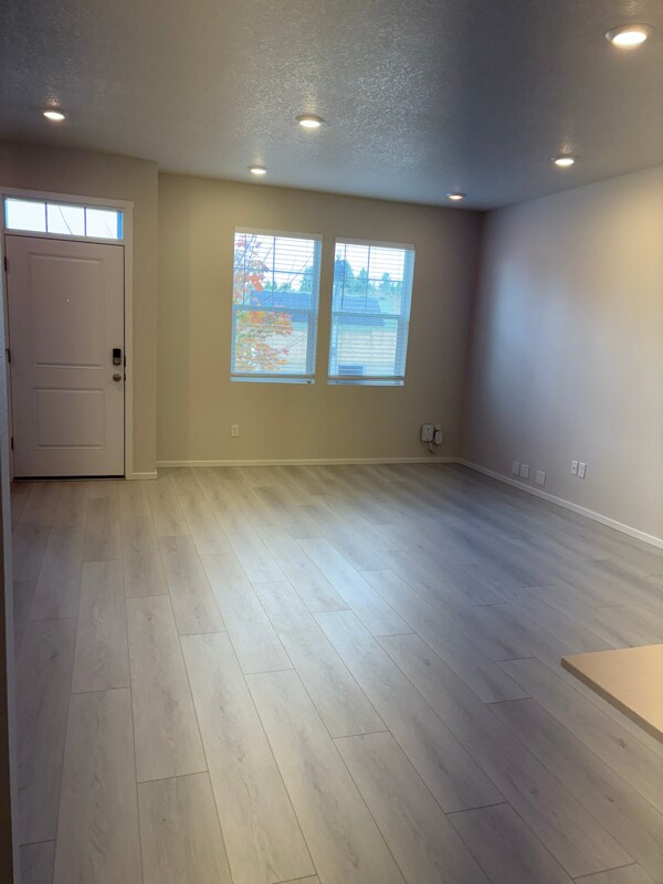 Foto del edificio - 11729 NE 28th St