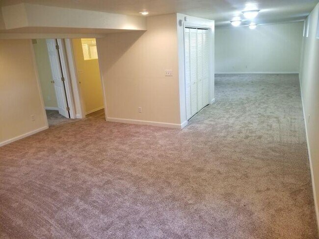 Foto del edificio - 4 bedroom in Billings MT 59102