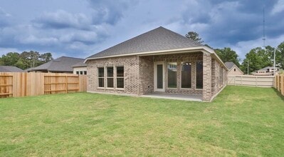 Building Photo - 14715 Band Tailed Pigeon Ct