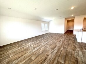 Building Photo - 30407 Carter Cv