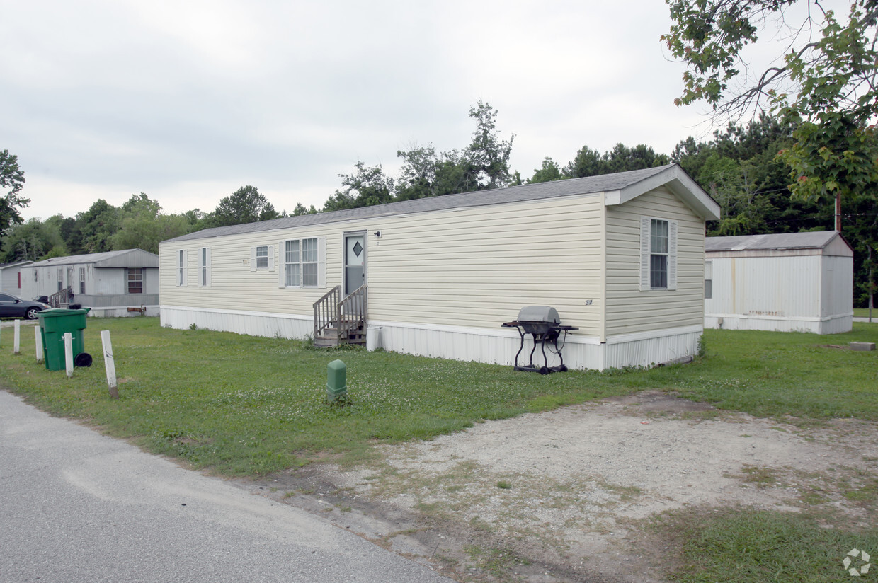 Primary Photo - Carroll "C" Mobile Home Park