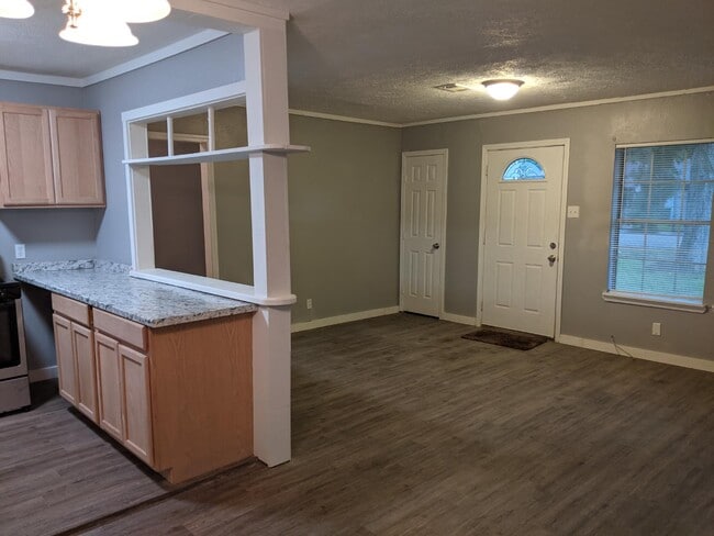 Foto del edificio - 6831 St Augustine St