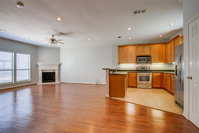 Foto del edificio - 2415 Stutz Dr