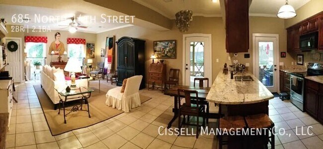 Foto del edificio - 685 N 14th St