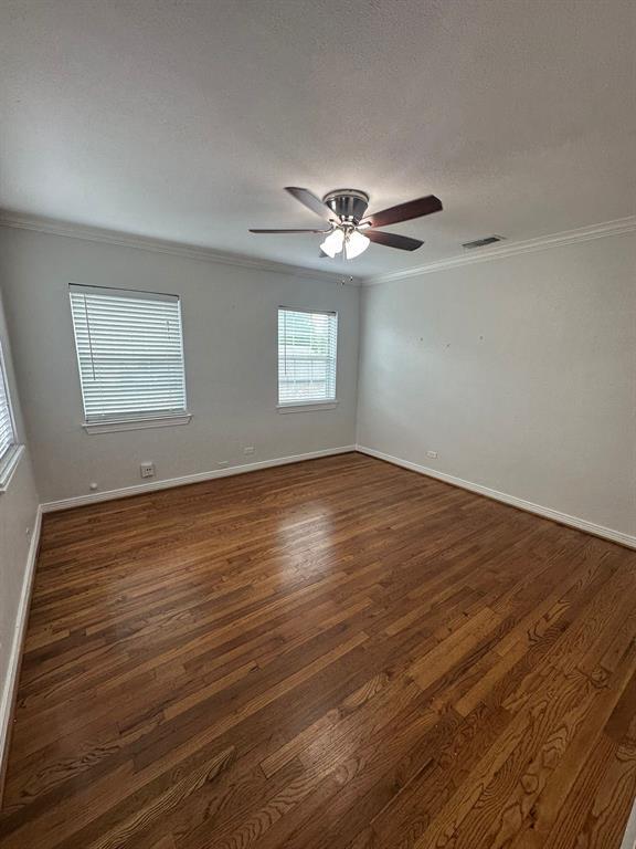 Foto principal - 5505 Martel Ave
