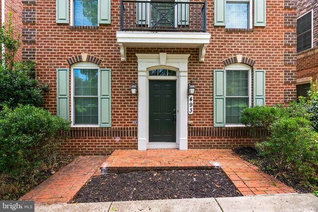 Foto del edificio - 493 W Watkins Mill Rd