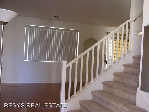 Building Photo - 8477 Montefino Ct