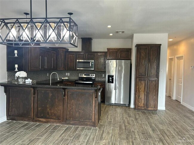 Building Photo - 3003 S L Ln