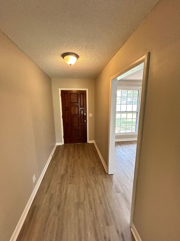 Foto del edificio - 3407 Knight Dr