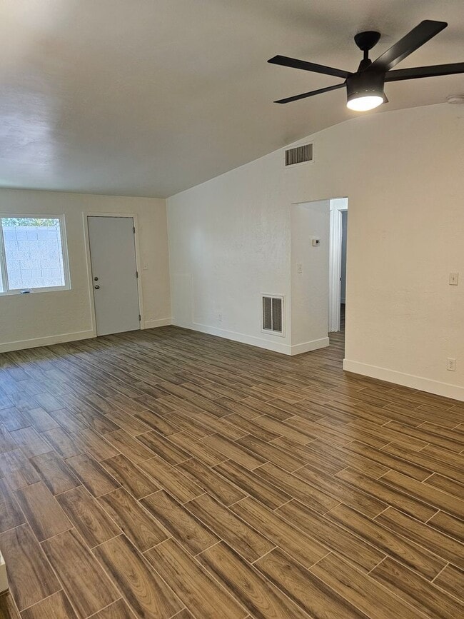 #1046-Fairmount - #1046-Fairmount Apartment