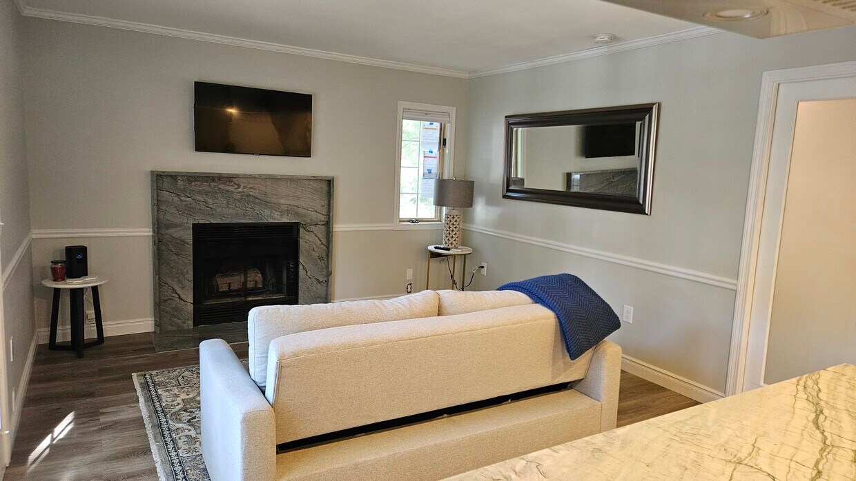 224 Old Pond Ln, Norwich, CT 06360 Townhome Rentals in Norwich CT