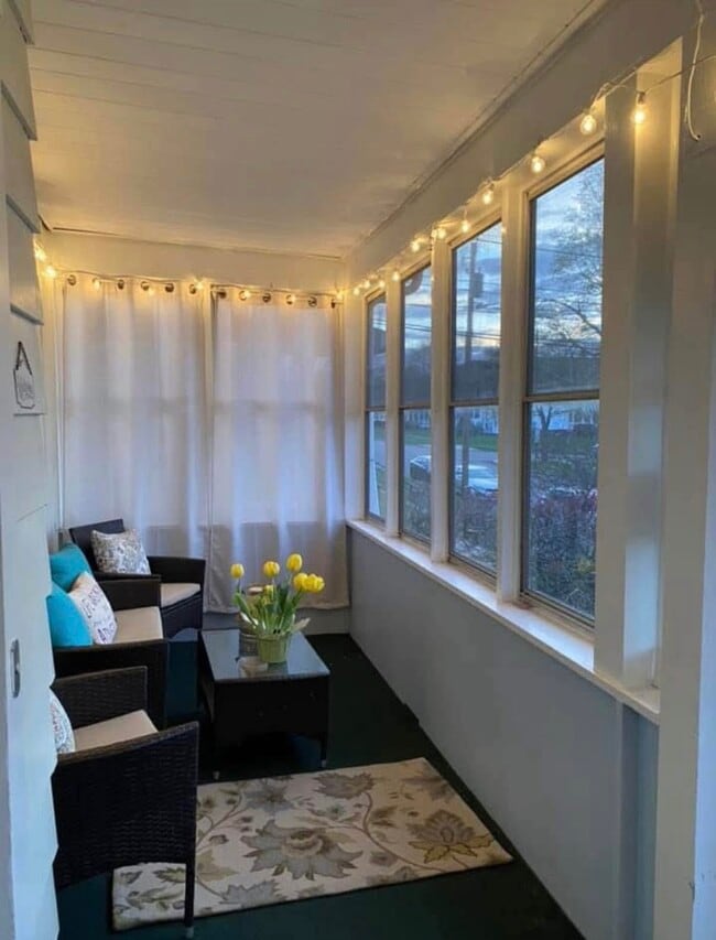 Foto del edificio - 541 Tompkins St